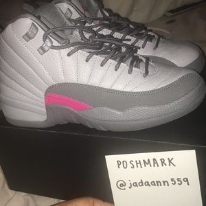 WOLF GREY RACER JORDAN 11